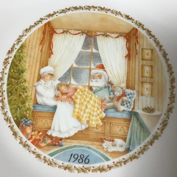 Corelle Vintage Christmas Plate Limited Edition 1986 Unused Holiday Dinnerware - Picture 2 of 8